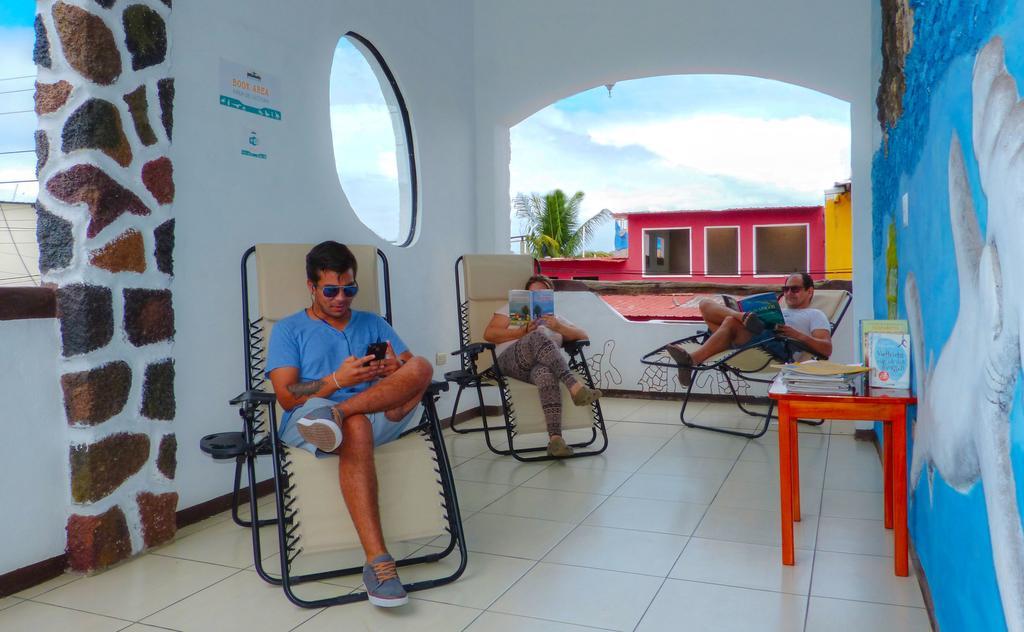 Hotel Coloma Galapagos Puerto Ayora  Exterior foto